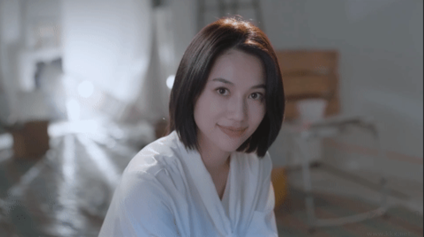 完蛋我被美女包圍了